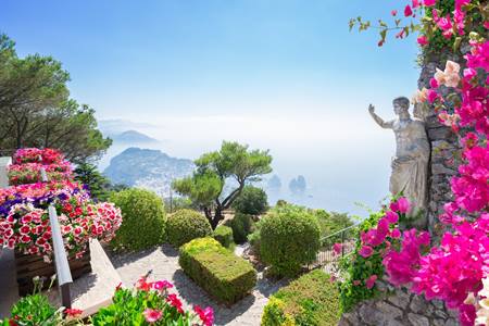 Bekende uitzicht Capri - Reisgids Capri bezienswaardigheden