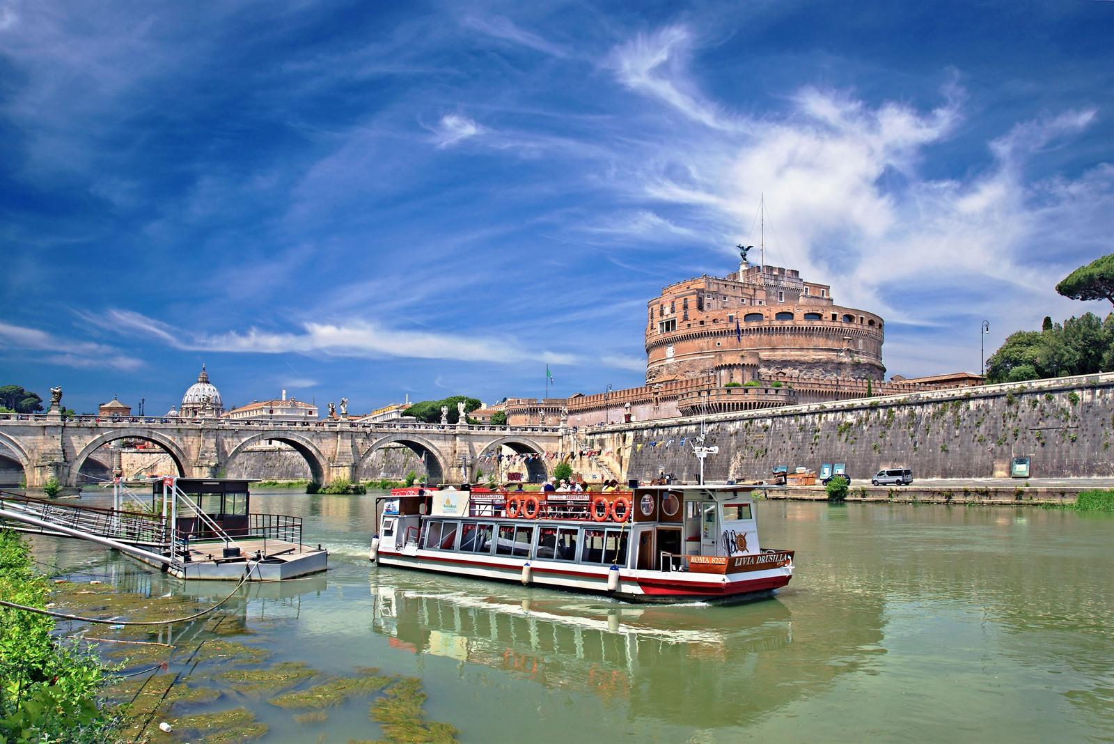 cruise around rome