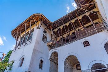 Het Skënduli House bezoeken in Gjirokastër