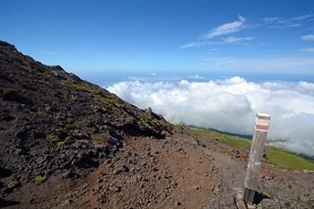 Hiking trail naar Mount Pico op het eiland Pico