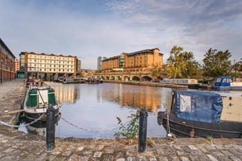 Overnachten in Sheffield met uitzicht op de Victoria Quays