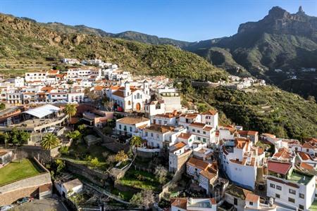 Uitzicht over de stad Tejeda, Gran Canaria