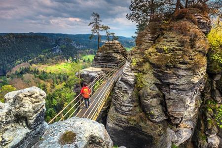 Wandelen op de iconische Bastei-rots