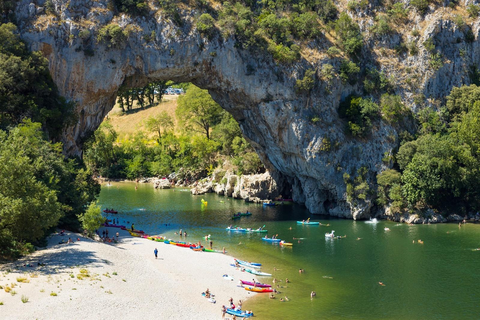 Rondreis Door De Ardèche & Drôme 14 Dagen: Route + Reisgids